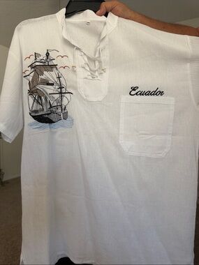 NEWEcuador Embroidered White Men’s Sailboat Lace-Up Shirt XLL NO